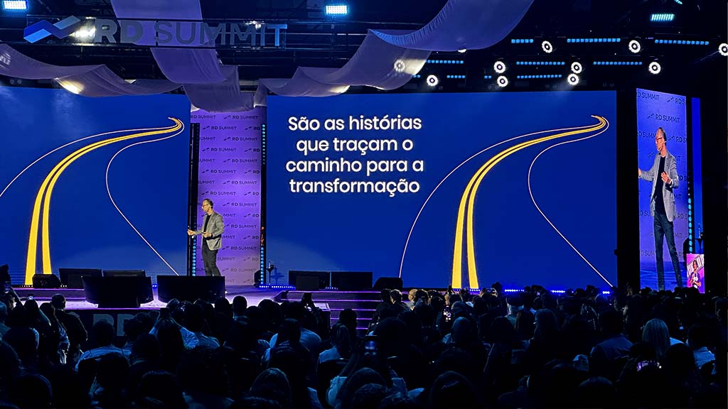 Palestra de Rafael Kiso no RD Summit 2024, destacando o poder das histórias como caminho para a transformação